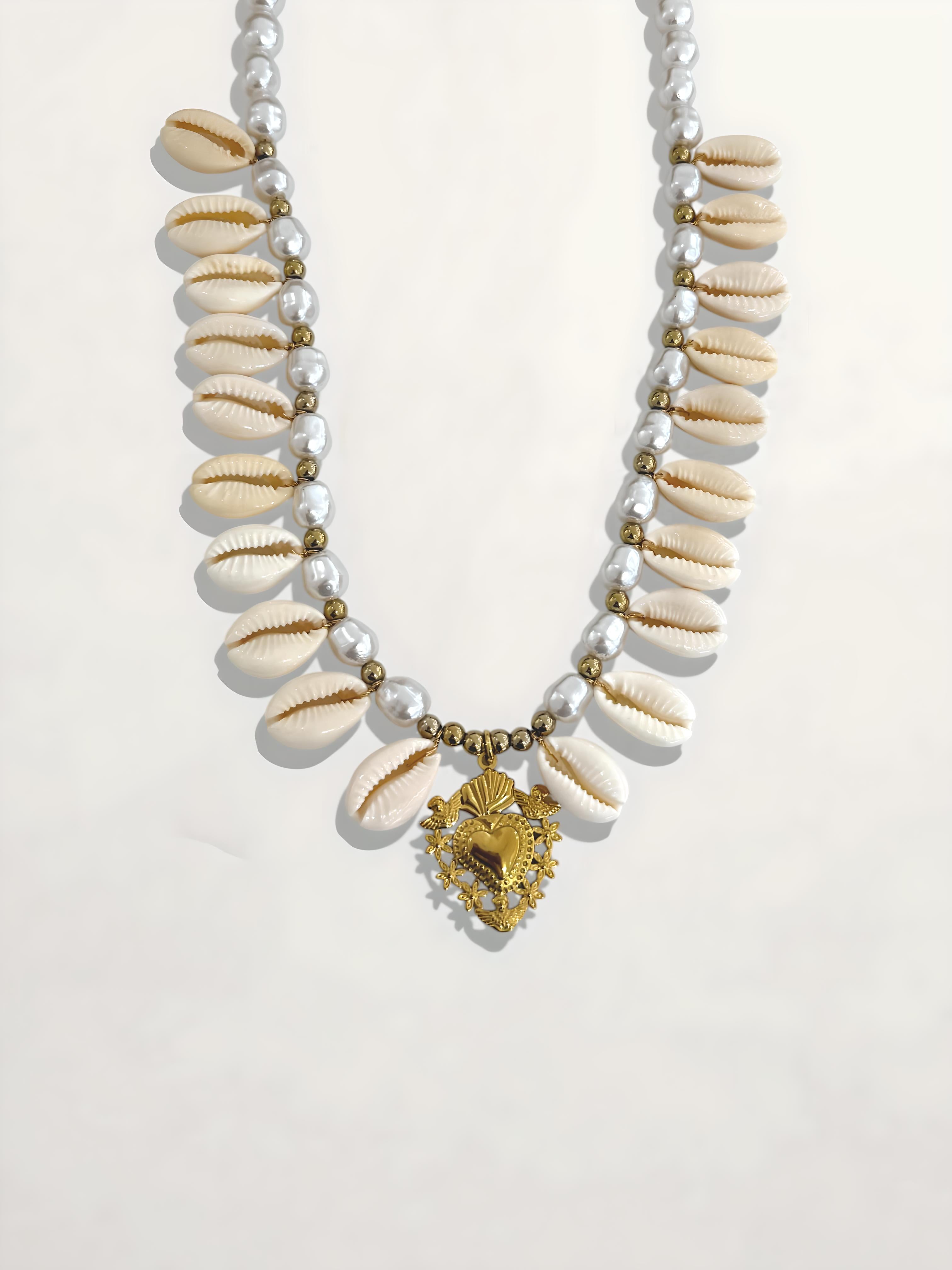 COLLAR CONCHAS