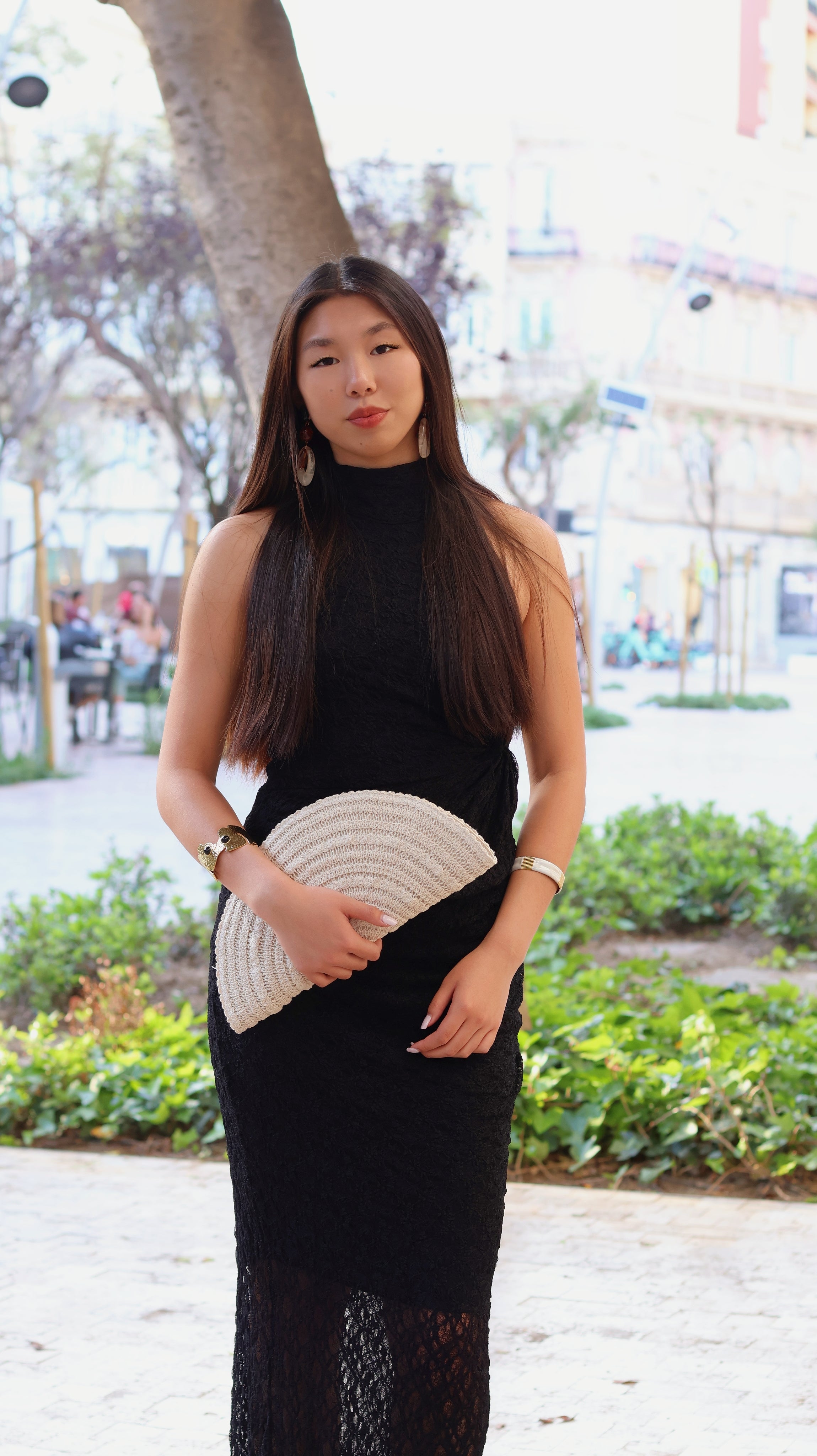 BOLSO FORMA DE ABANICO