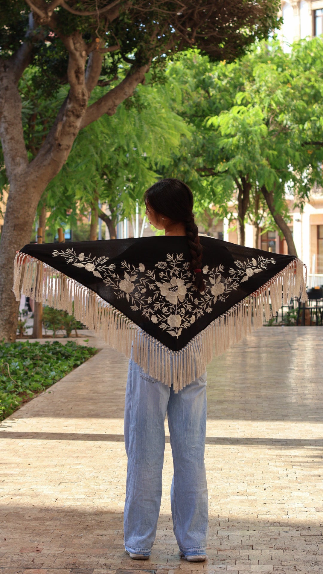 MANTÓN FLECO CORTO