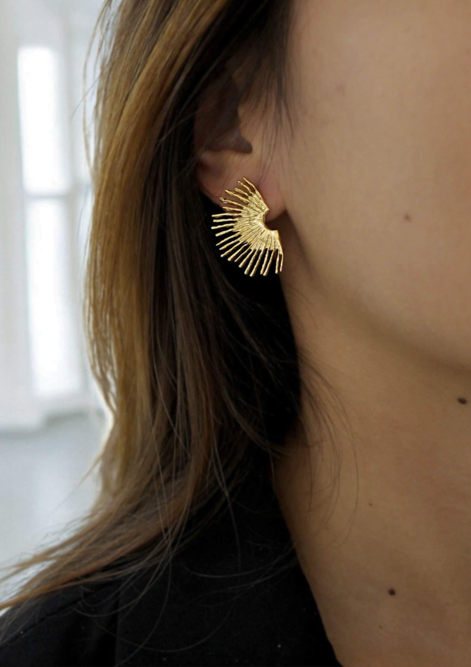 PENDIENTES RAYOS DE SOL PEQUEÑO.