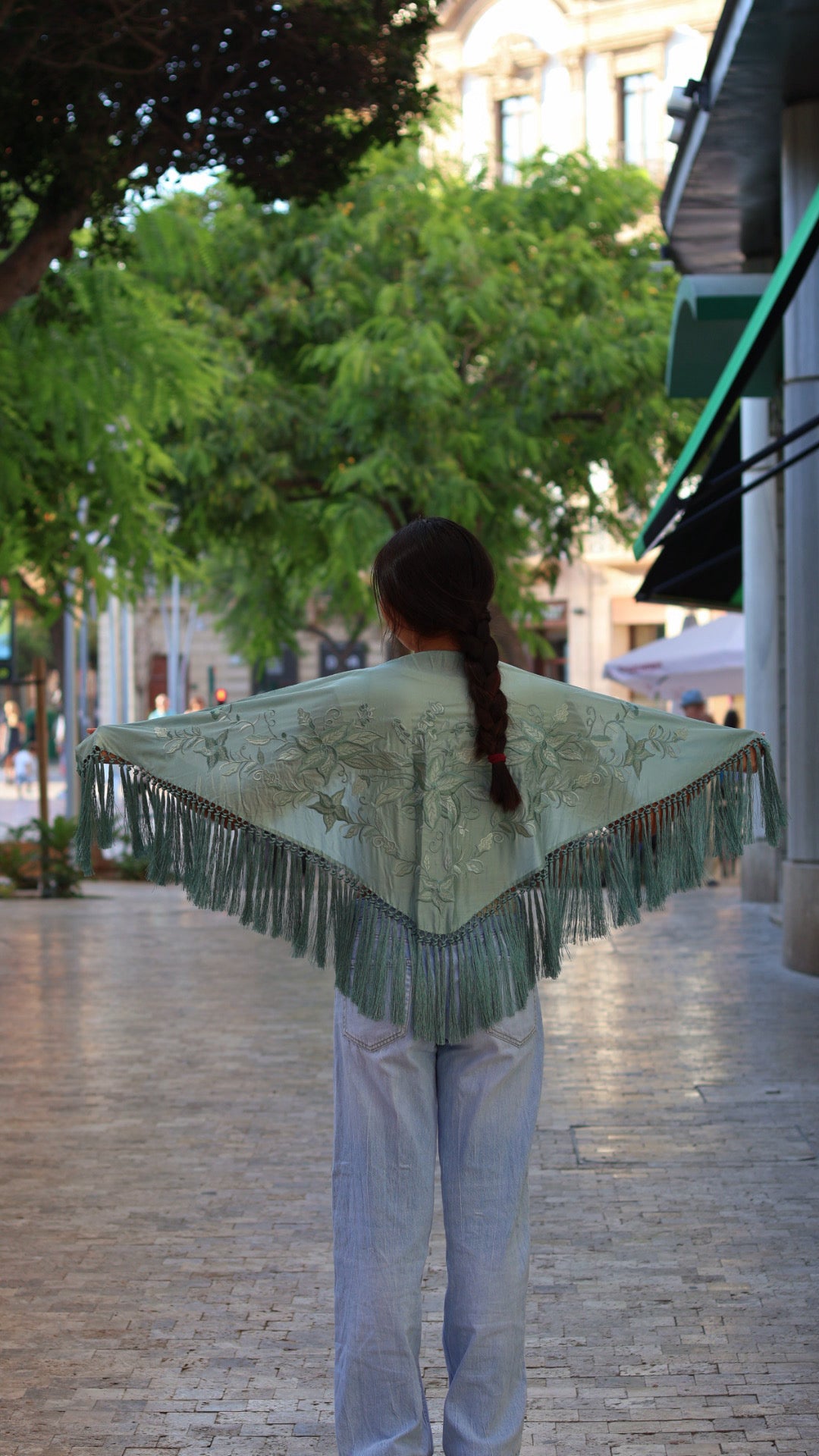 MANTÓN FLECO CORTO SEDA