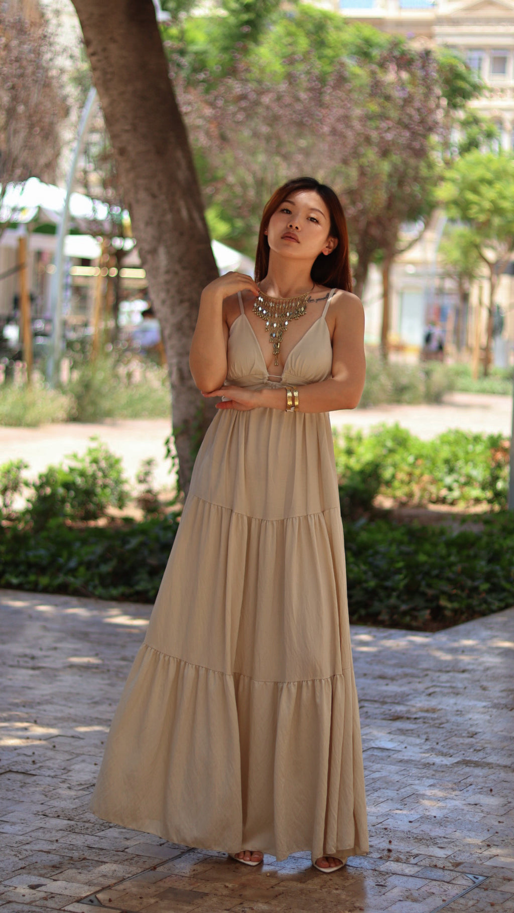 Beige 