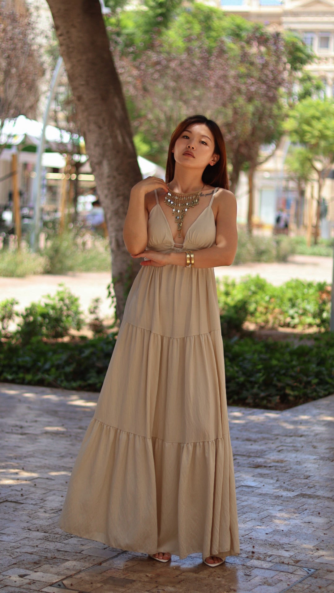 Beige 