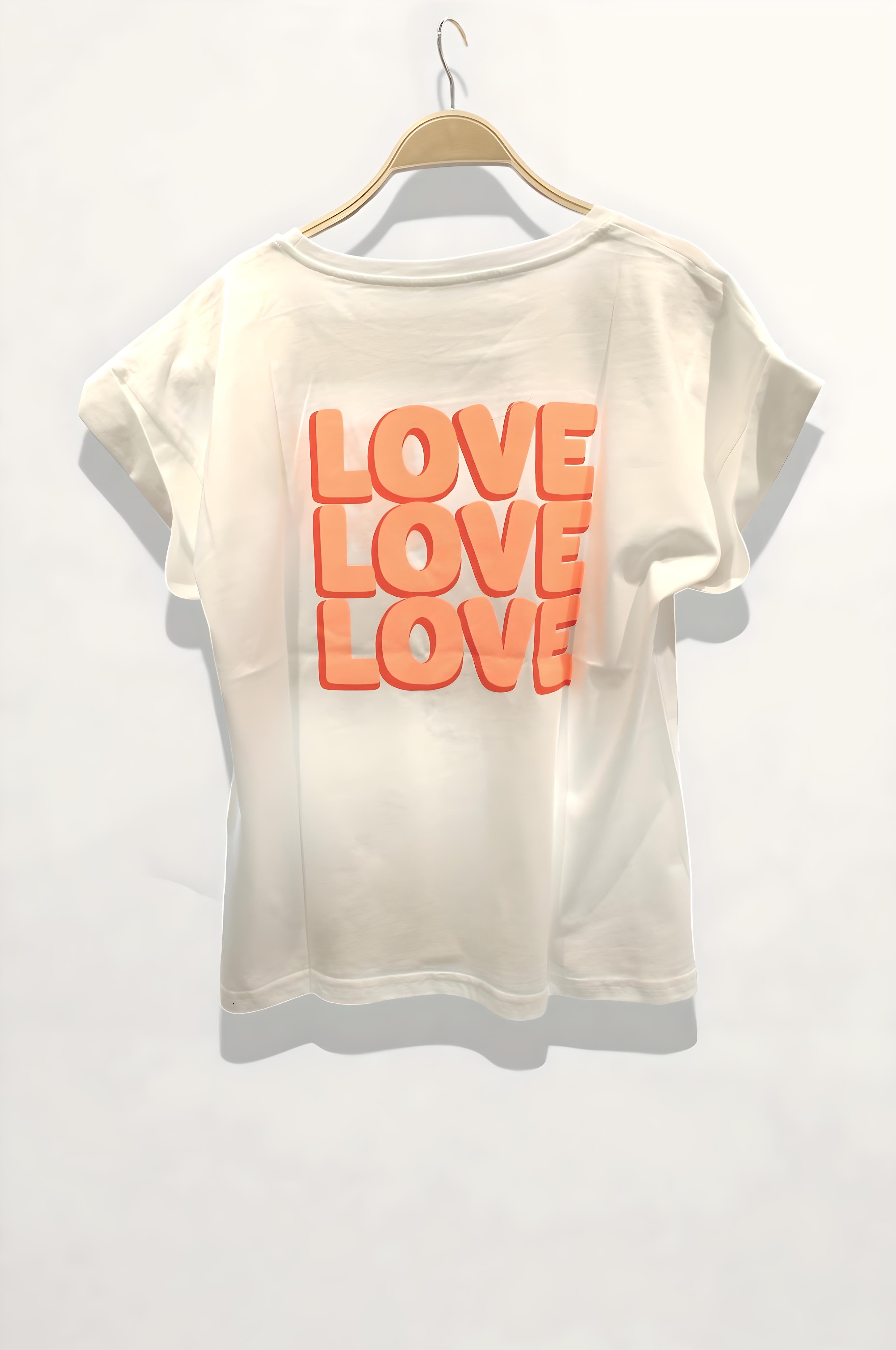LOVE, LOVE, LOVE.