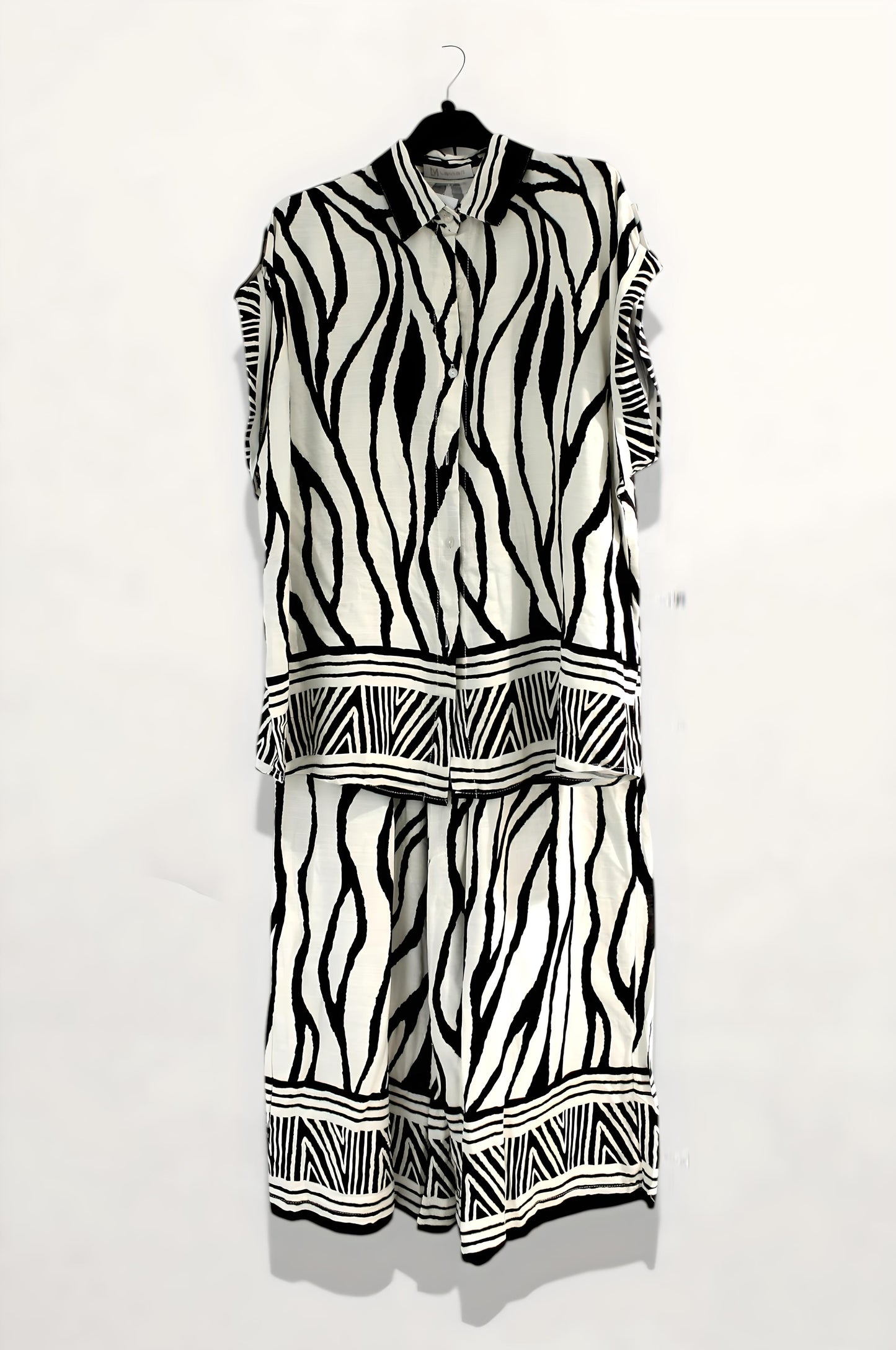 CONJUNTO ESTAMPADO ZEBRA