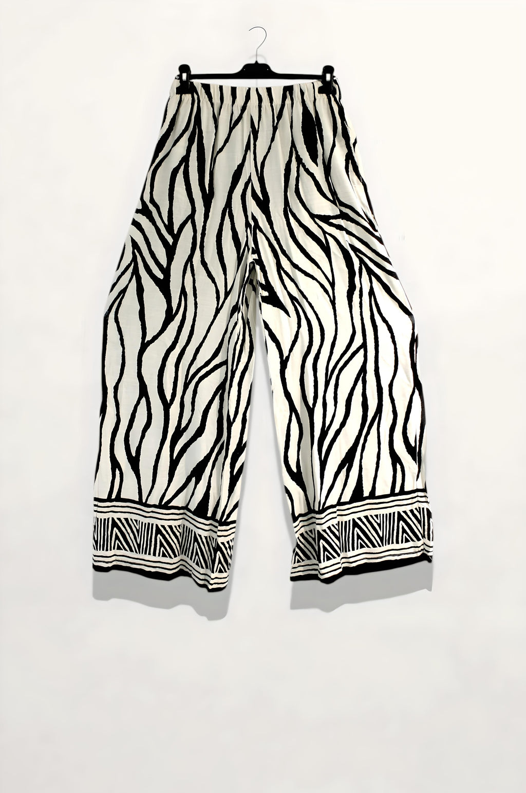 CONJUNTO ESTAMPADO ZEBRA