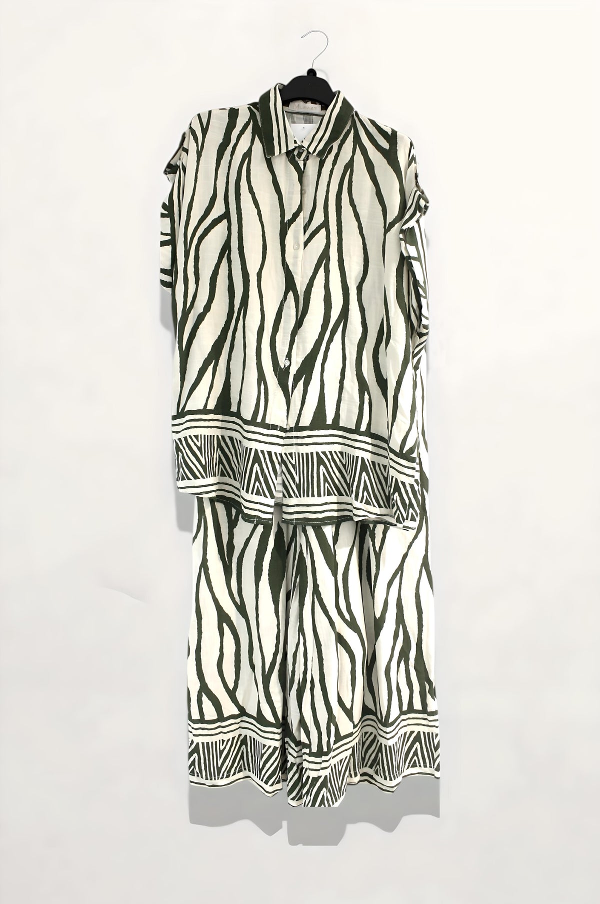 CONJUNTO ESTAMPADO ZEBRA