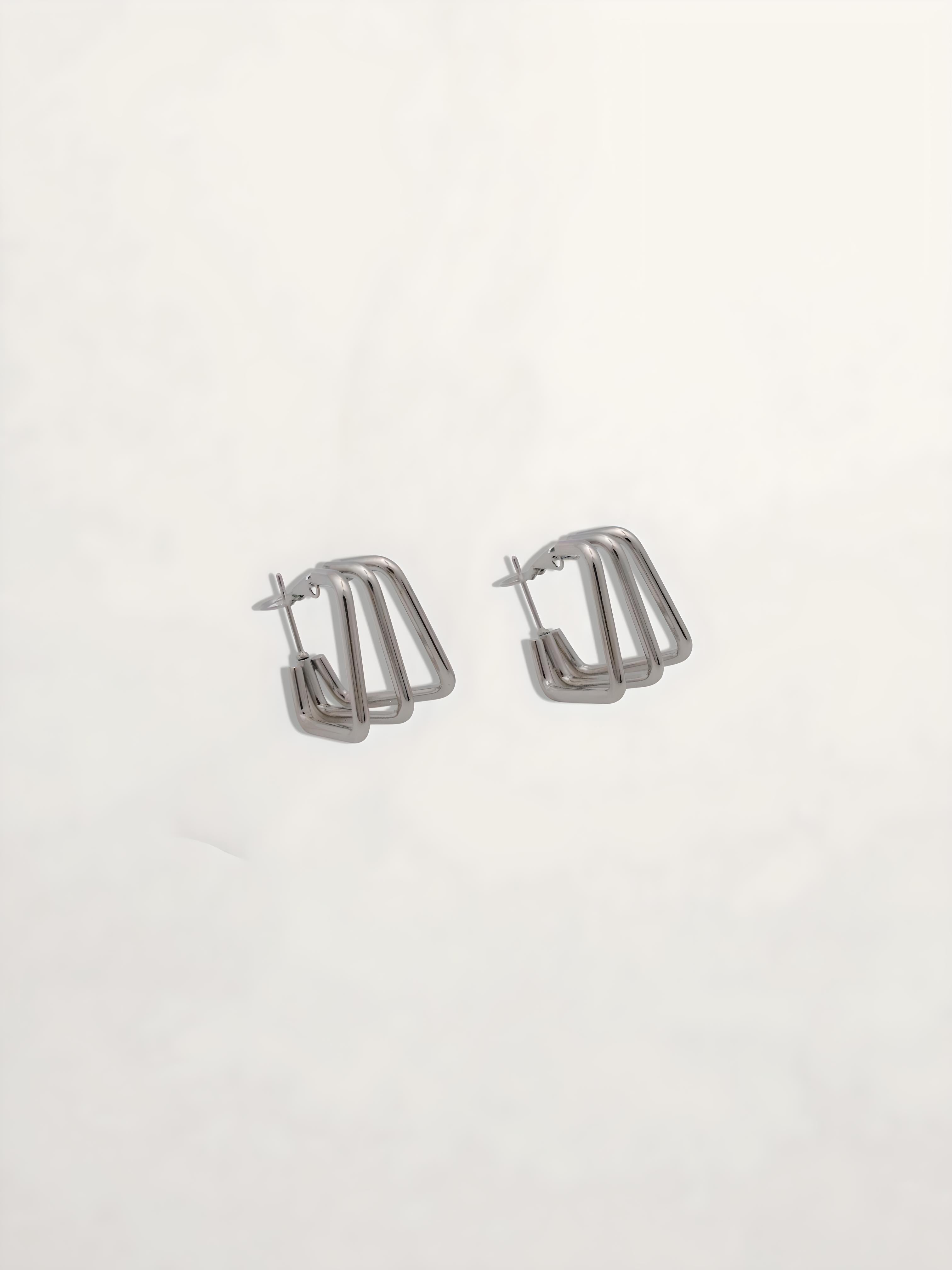 PENDIENTES ARO TRIANGULO