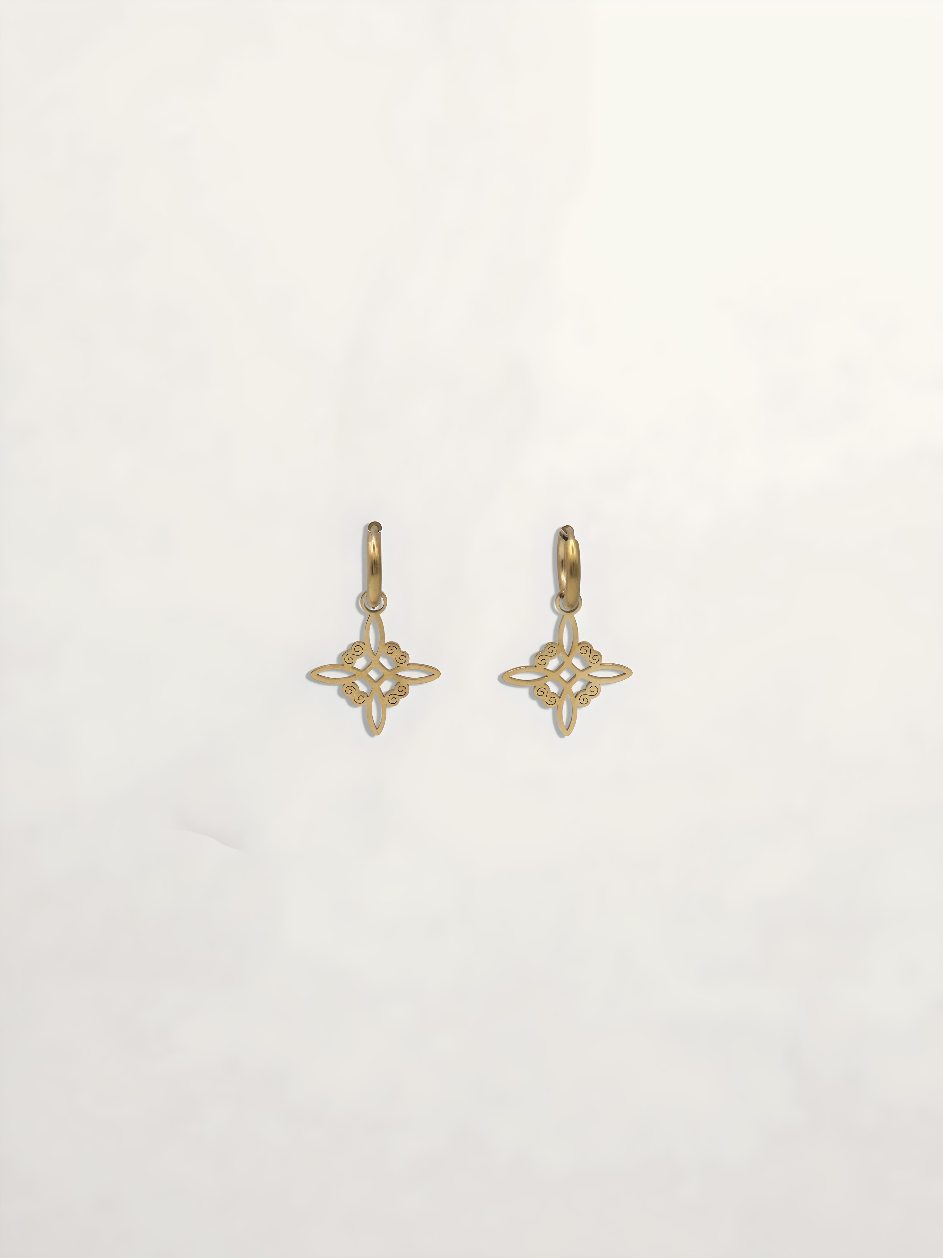 PENDIENTES NUDO DE BRUJA PEQUEÑOS
