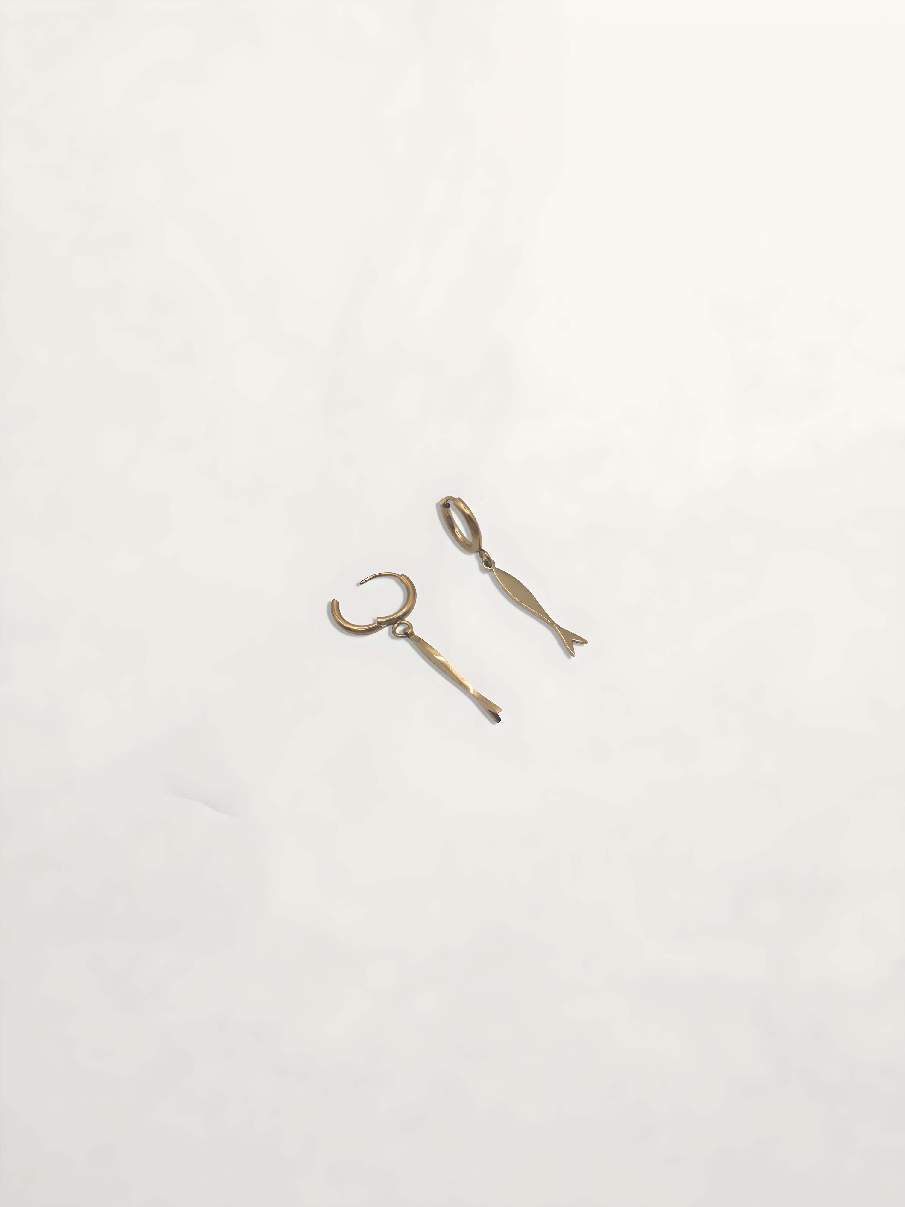 PENDIENTES PEZ PEQUEÑOS
