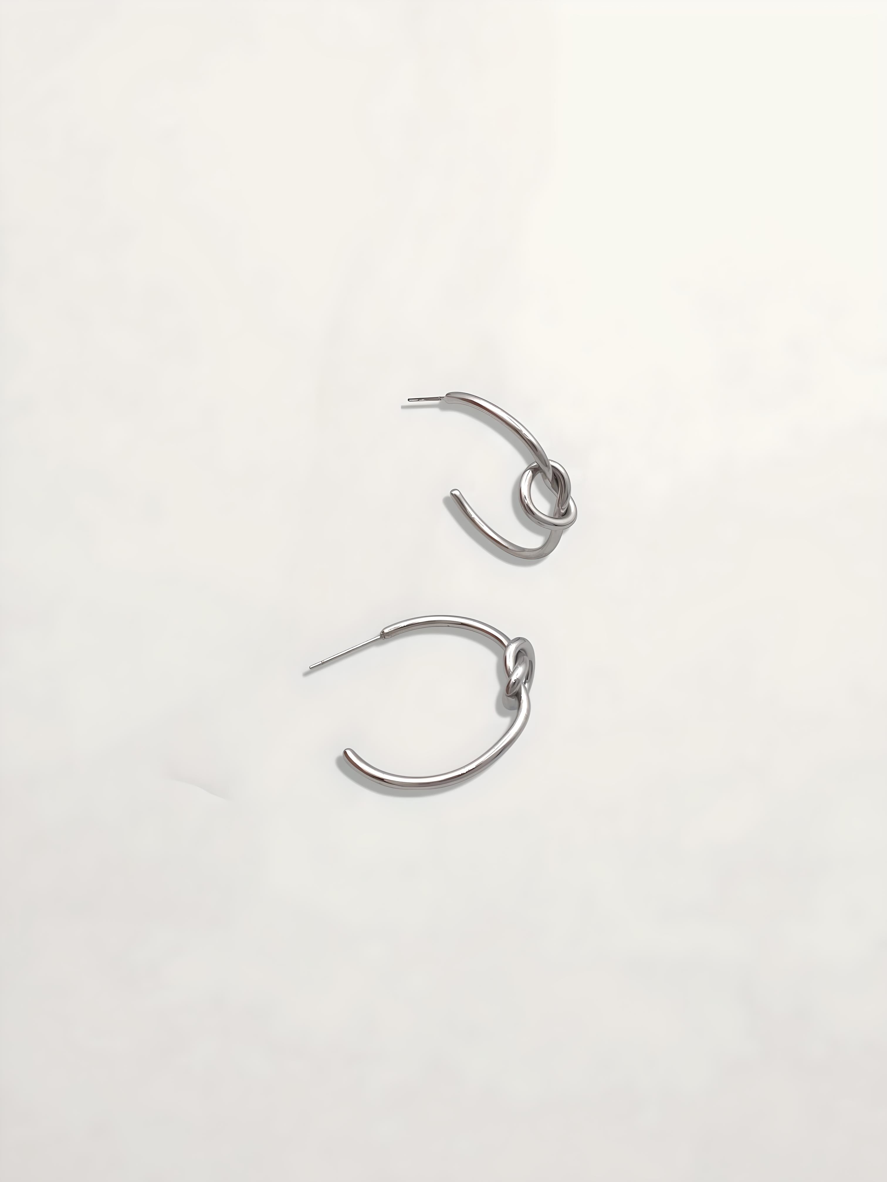 PENDIENTES ARO NUDO