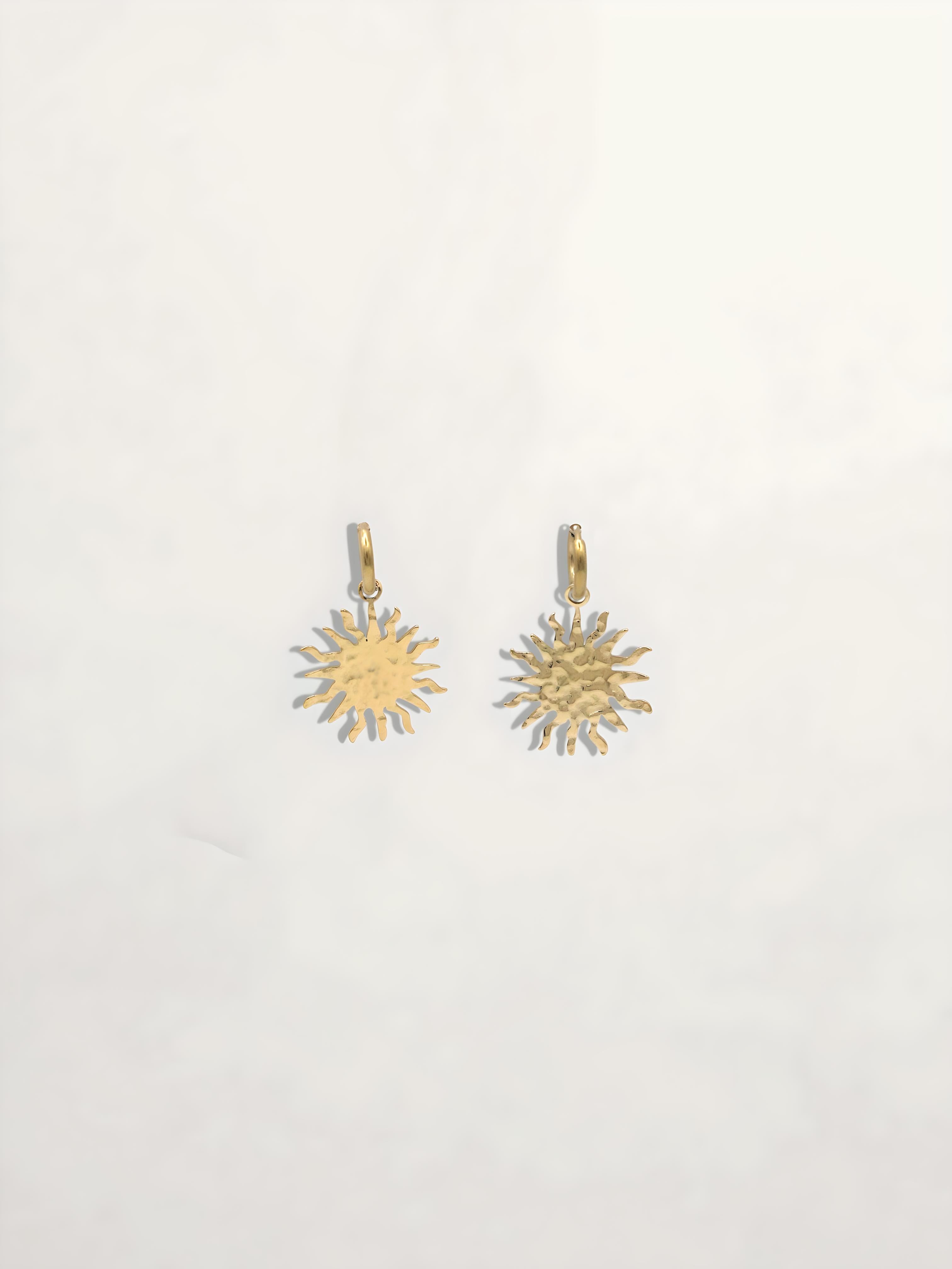 PENDIENTES SOLES PEQUEÑOS