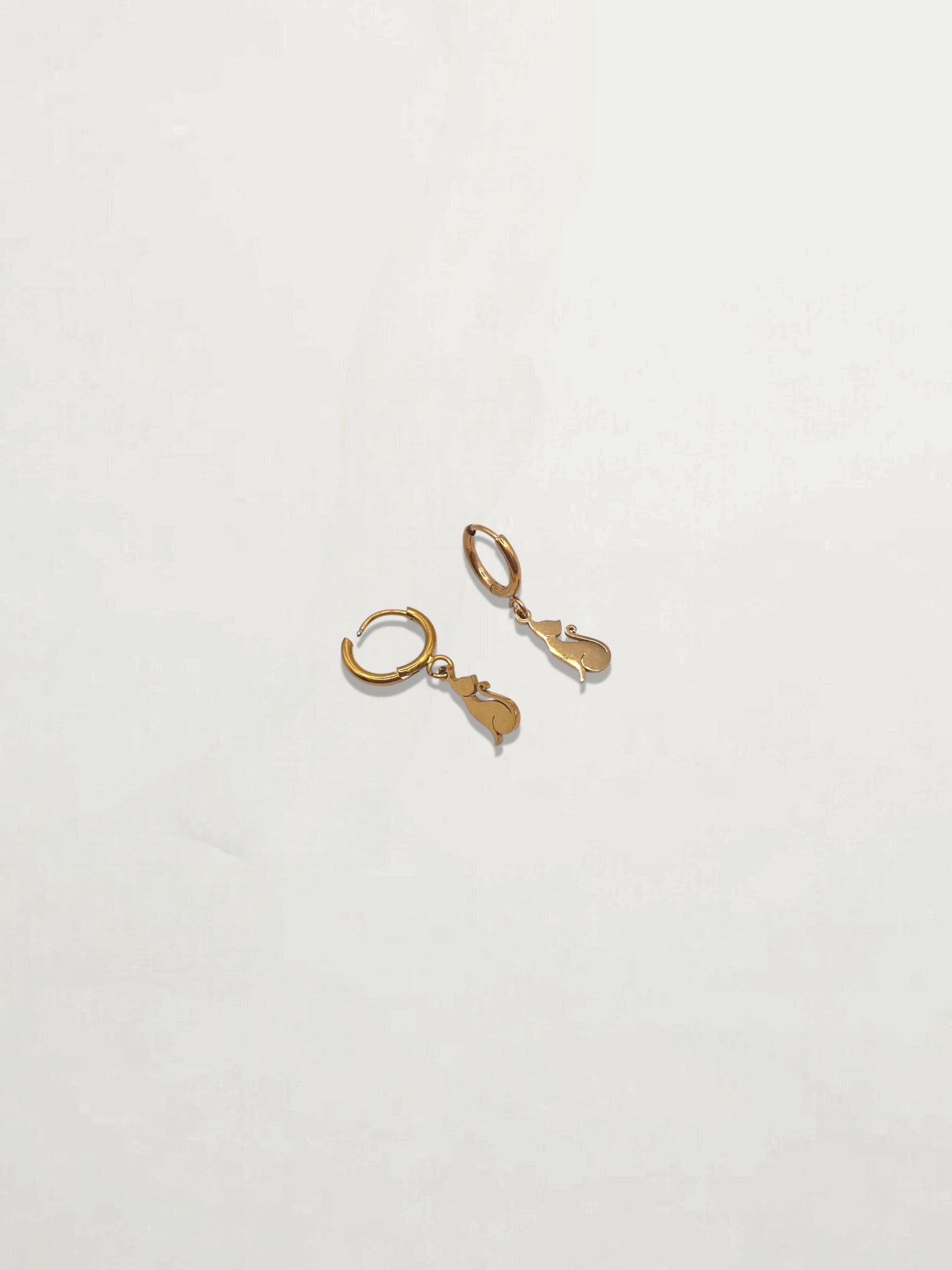 PENDIENTES GATA PEQUEÑOS