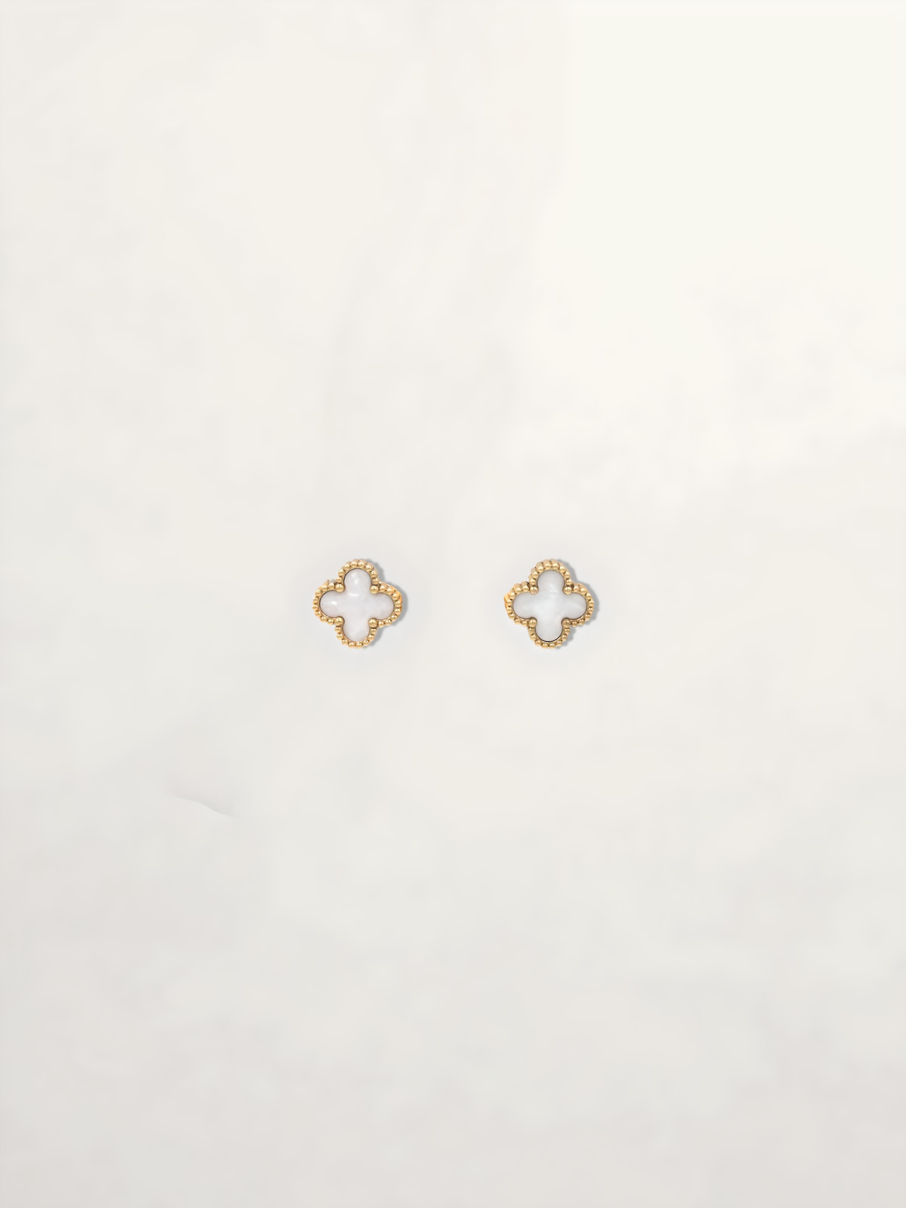 PENDIENTES TREBOL VC