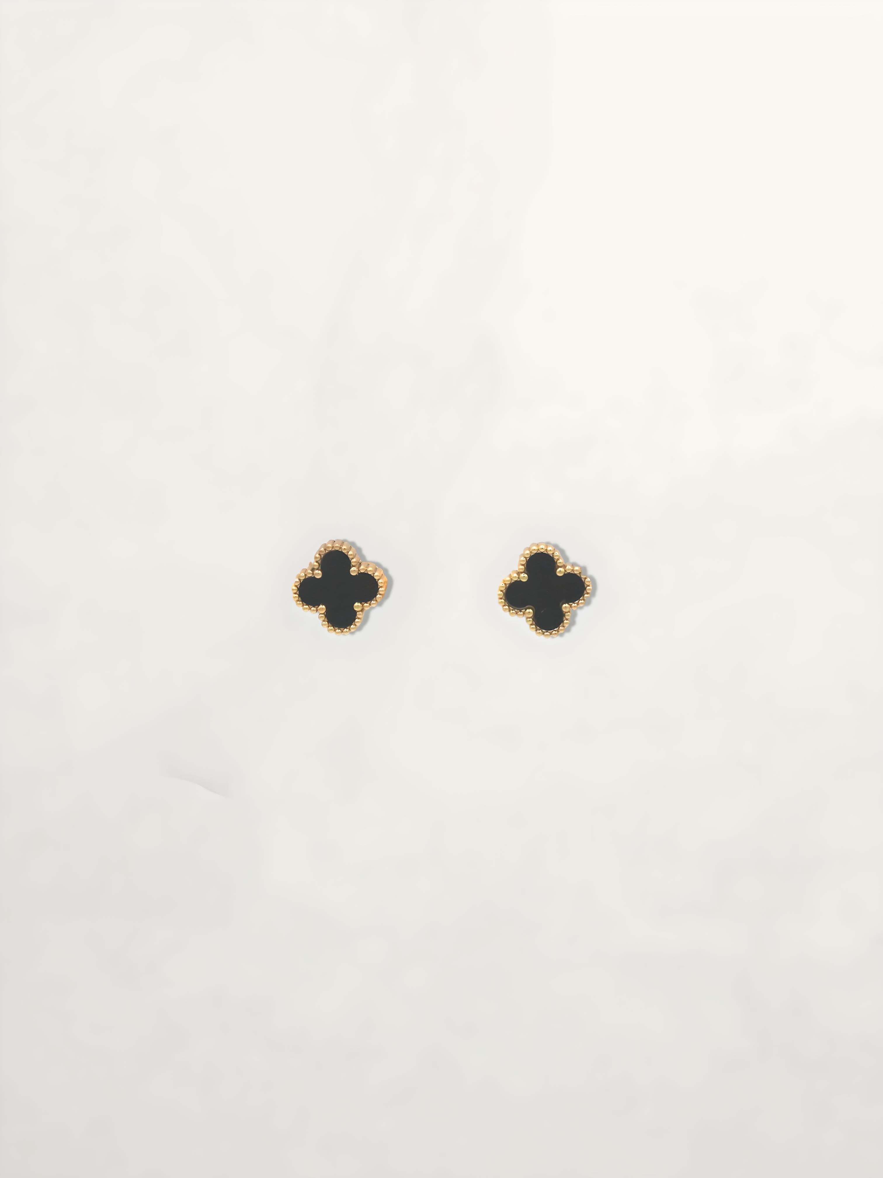 PENDIENTES TREBOL VC