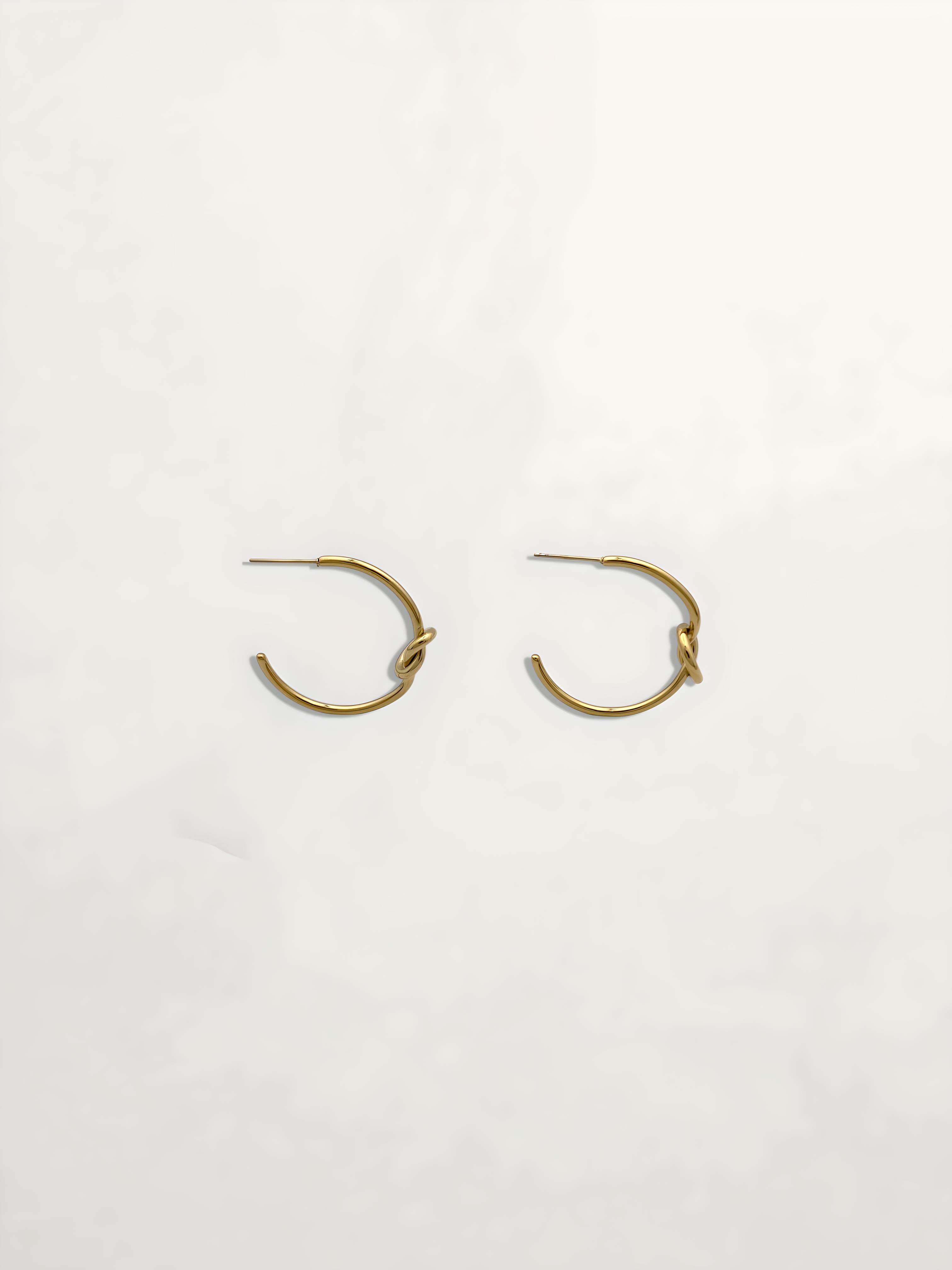 PENDIENTES ARO NUDO