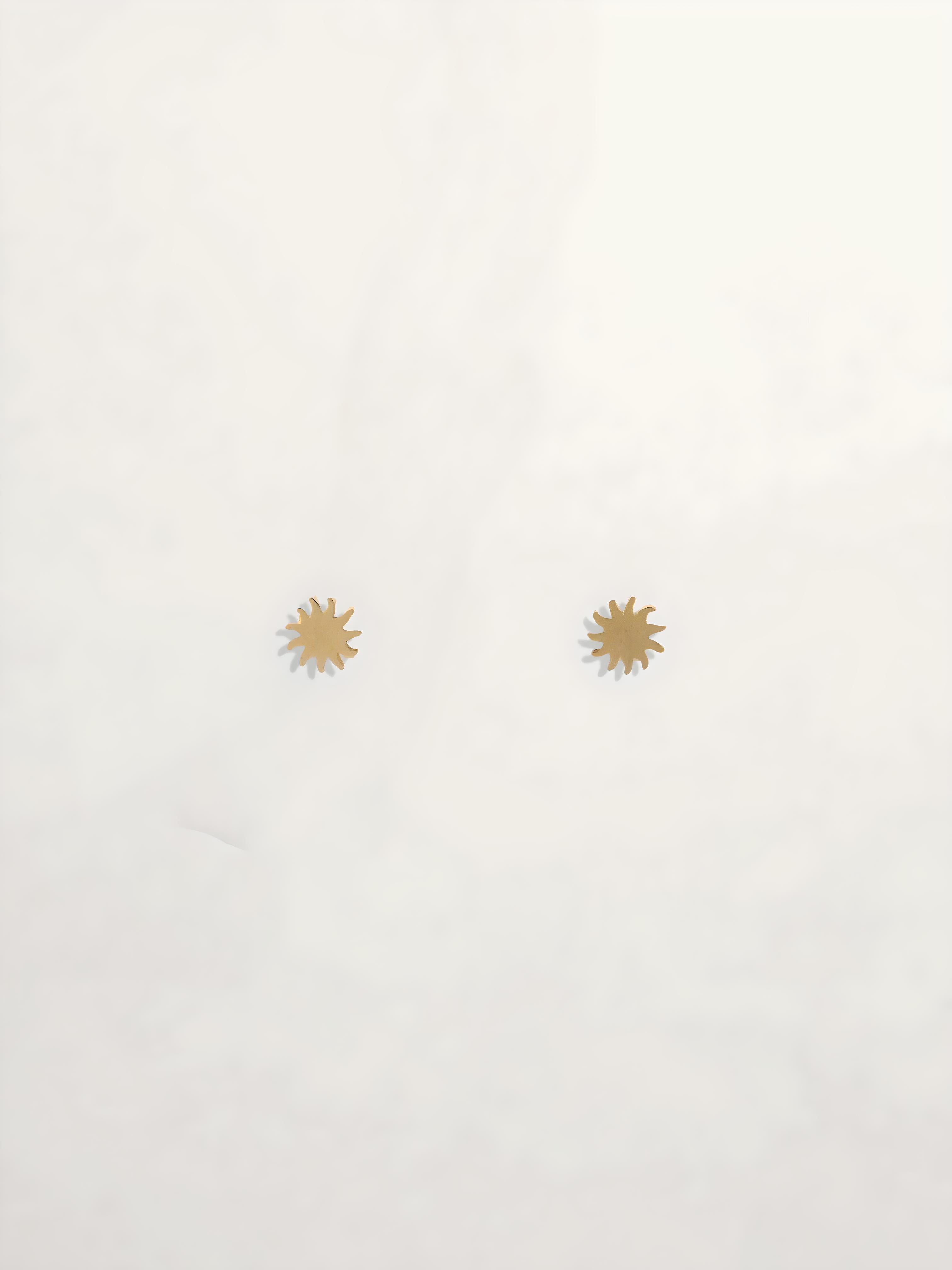 PENDIENTES SOL PEQUEÑOS