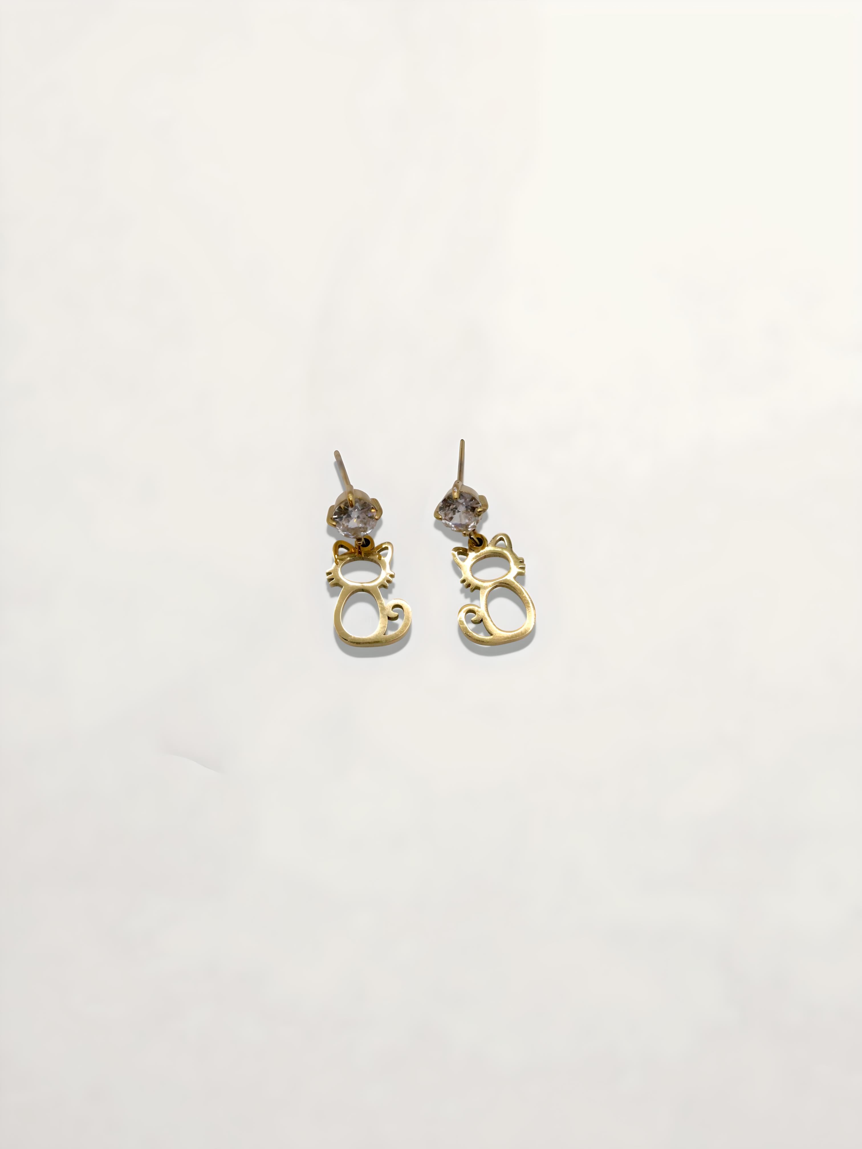 PENDIENTES CIRCONITA Y FIGURA