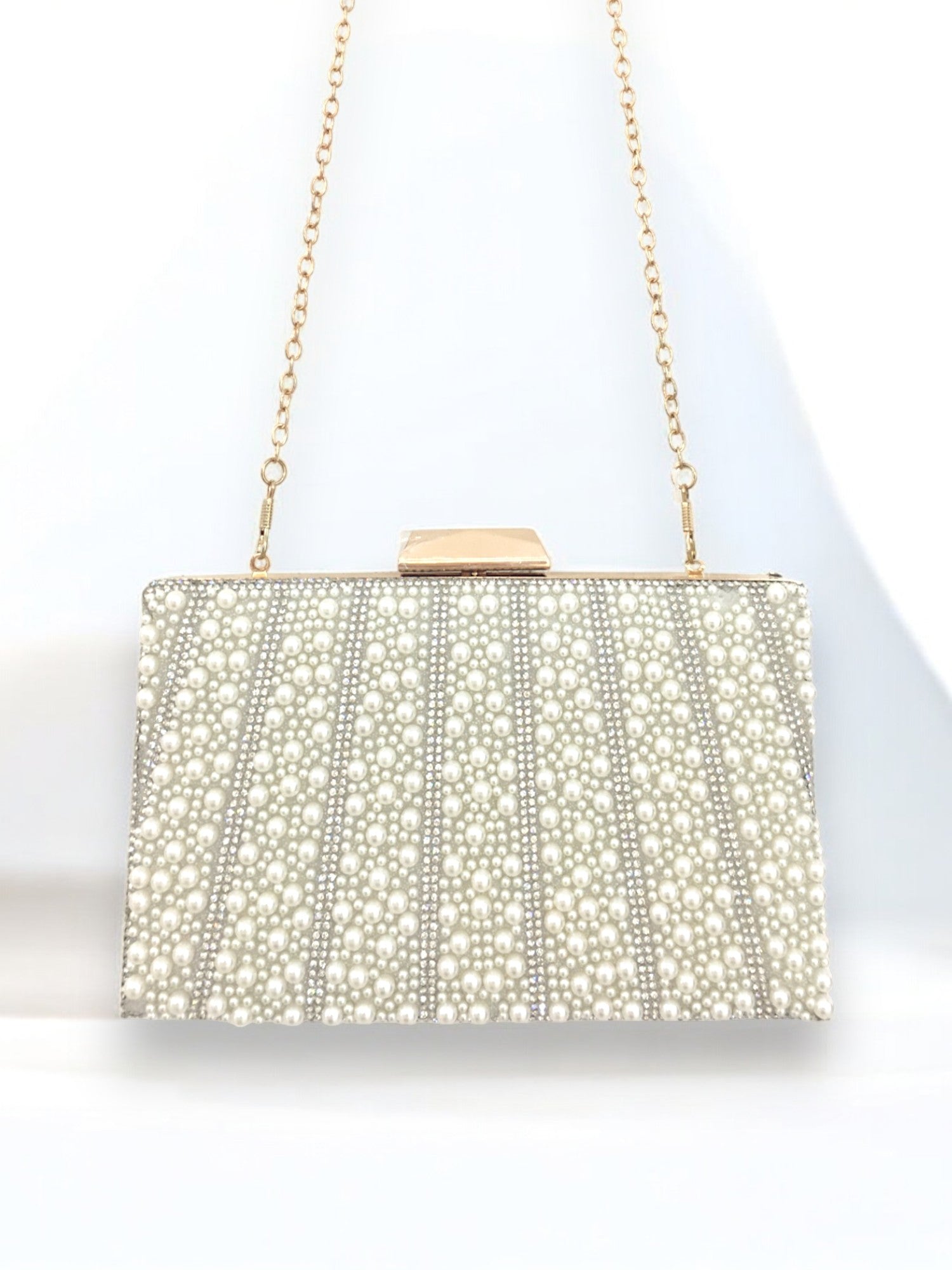 BOLSO PERLAS CON BRILLO