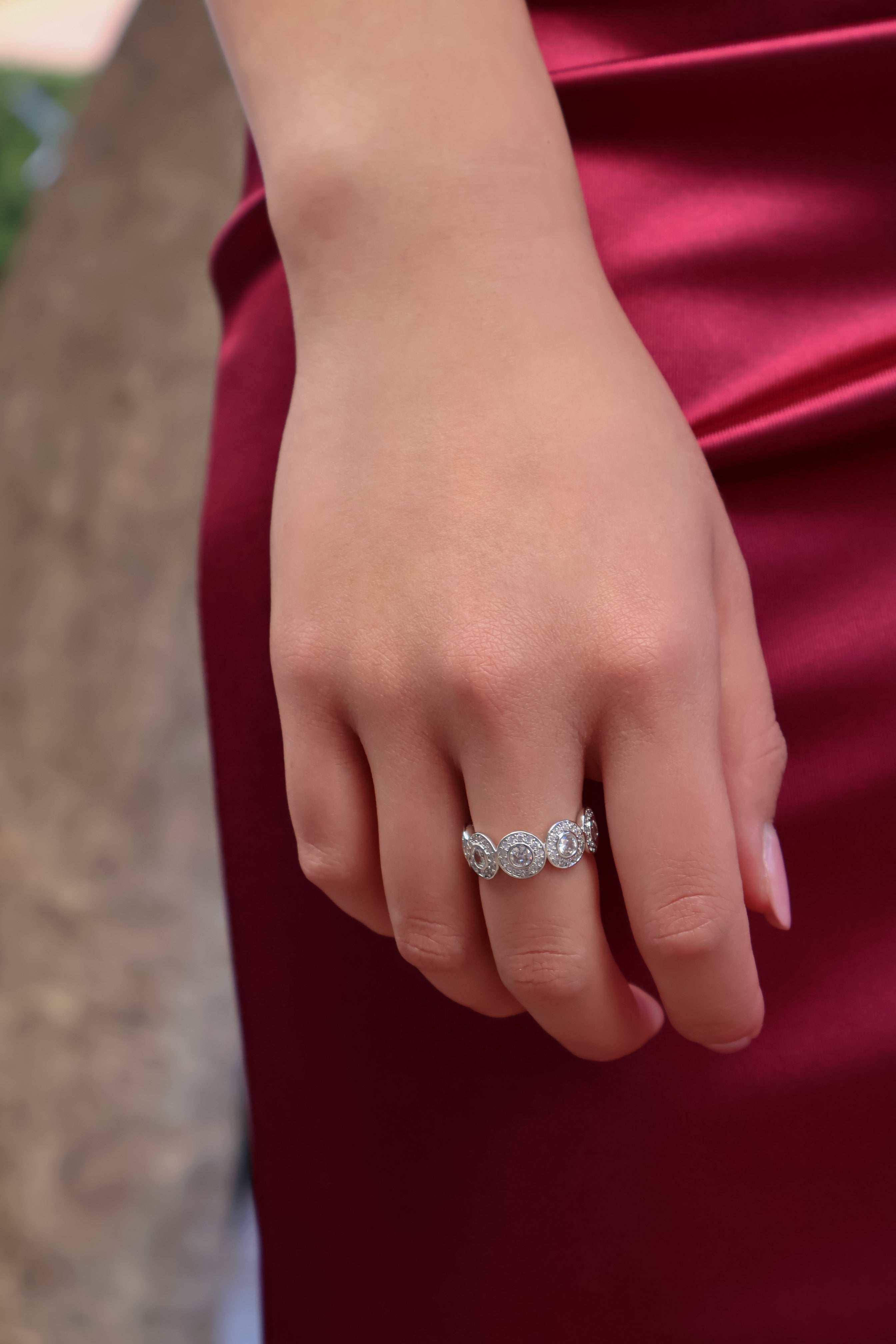 ANILLO CON CIRCONITAS