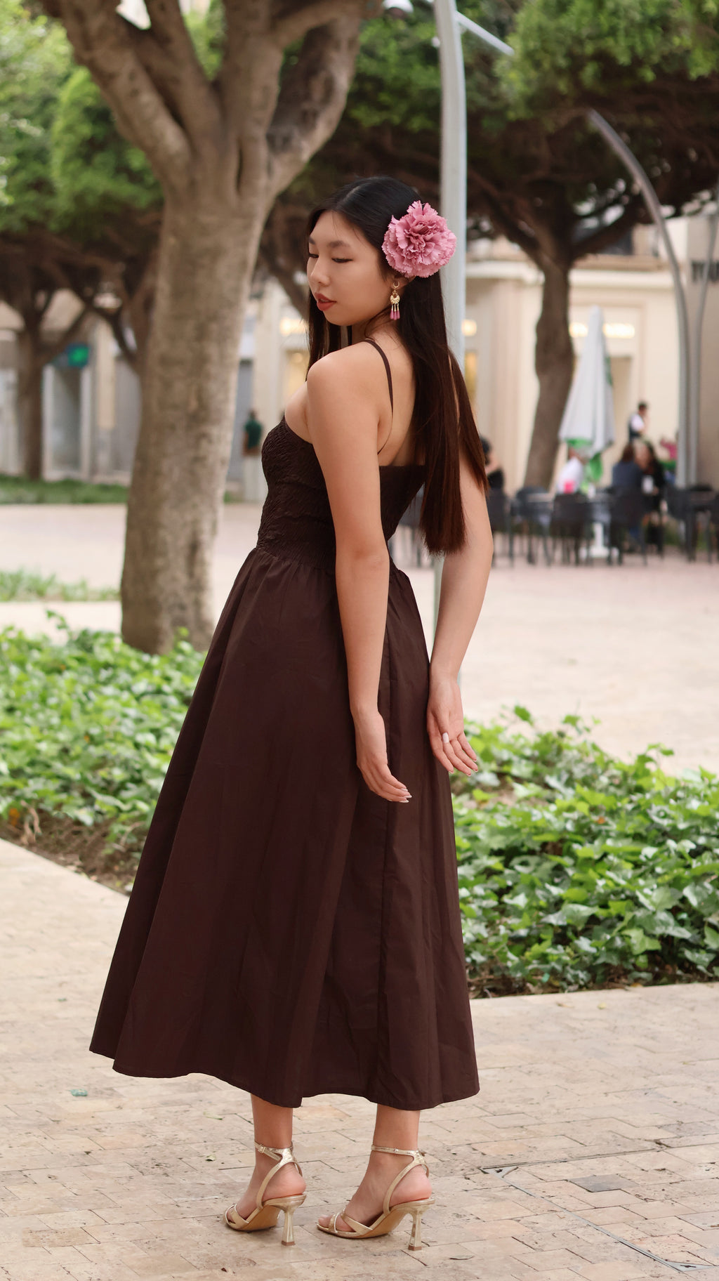 marron oscuro