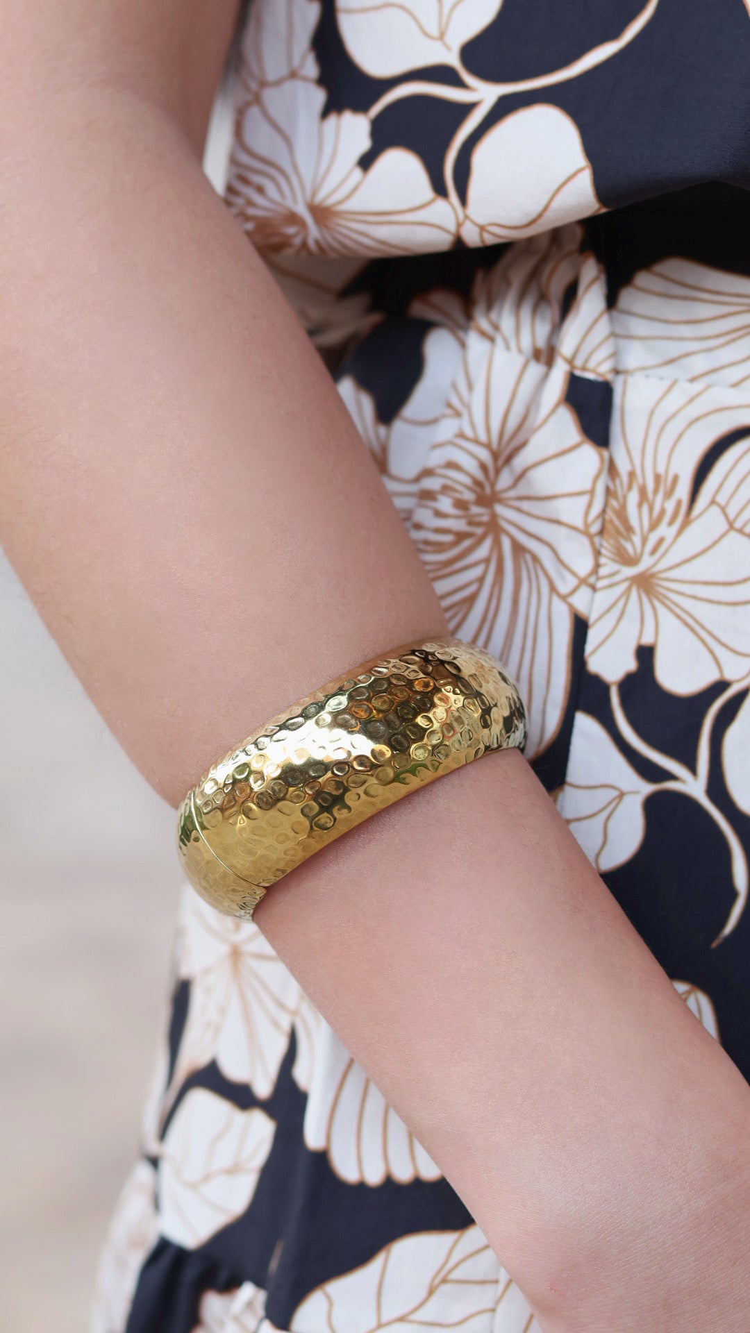 BRAZALETE DE ACERO