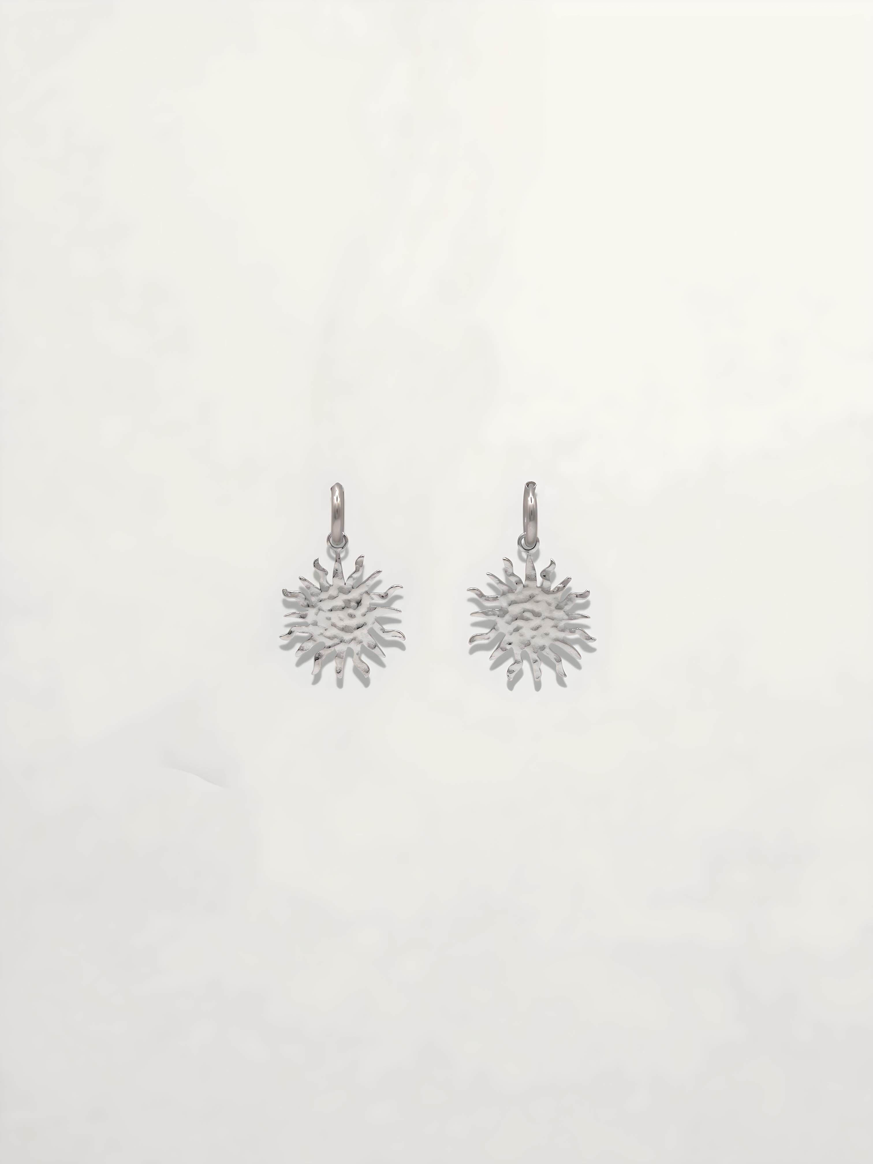 PENDIENTES SOLES PEQUEÑOS