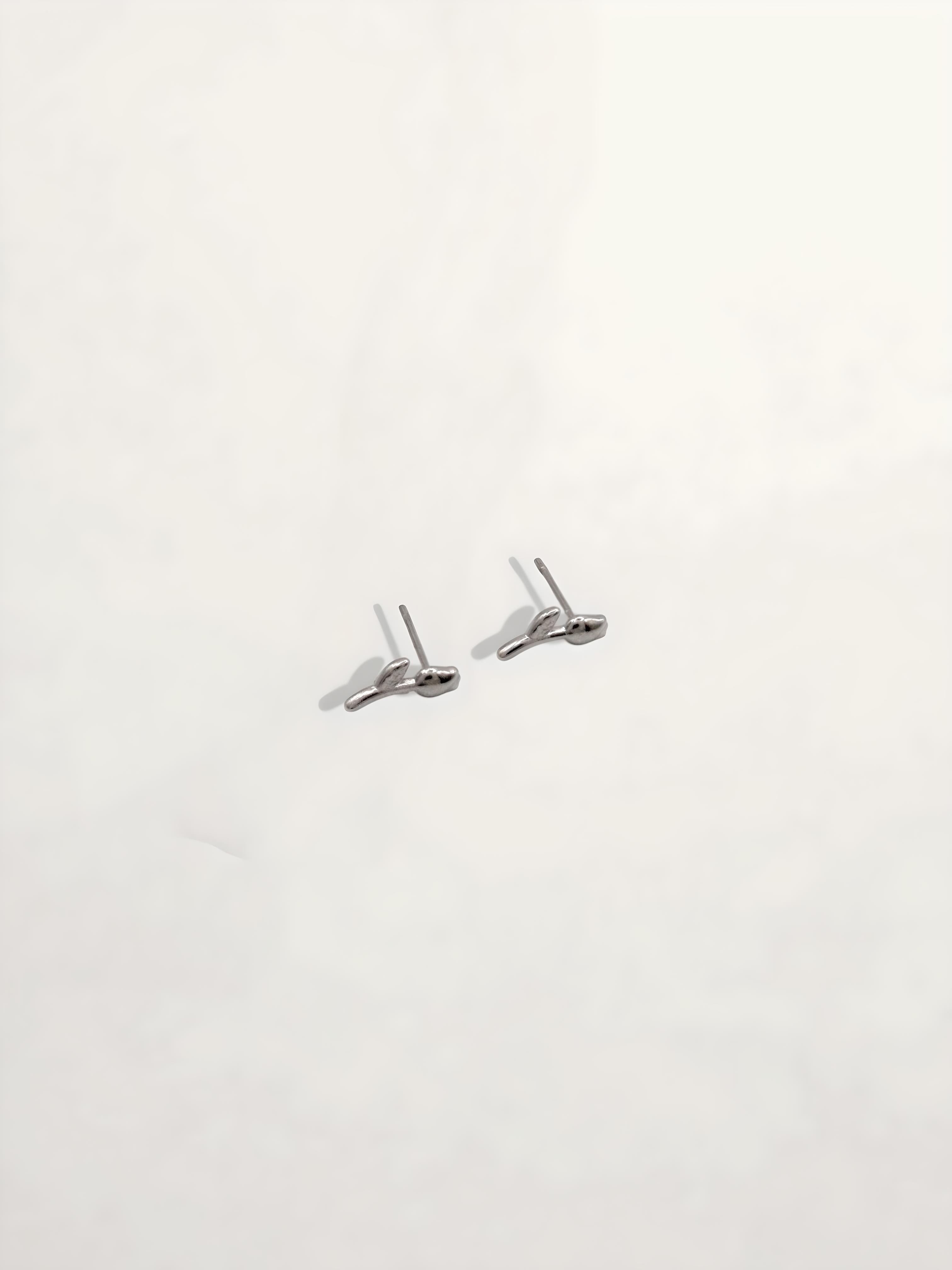 PENDIENTES CLAVEL PEQUEÑOS