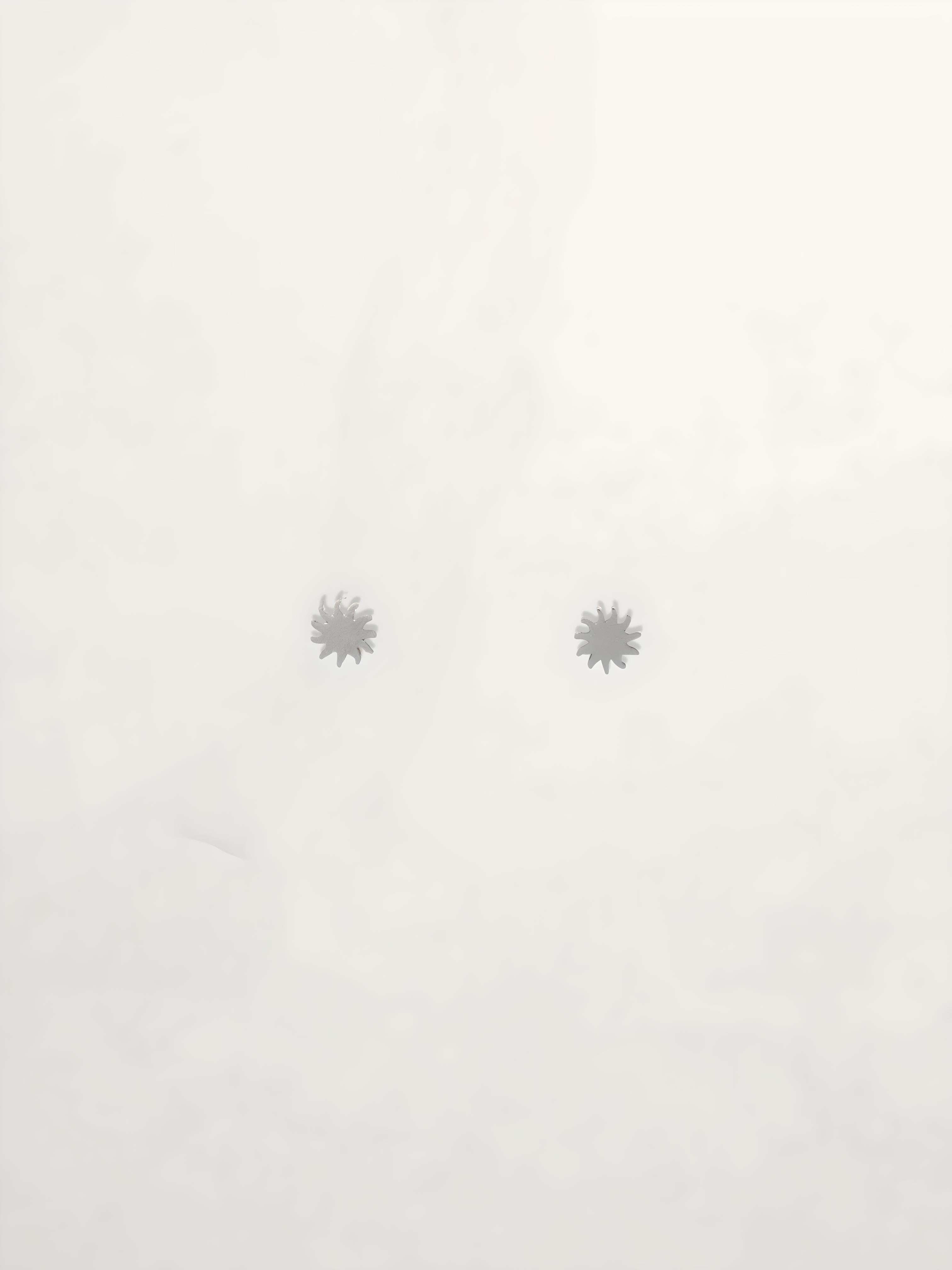 PENDIENTES SOL PEQUEÑOS