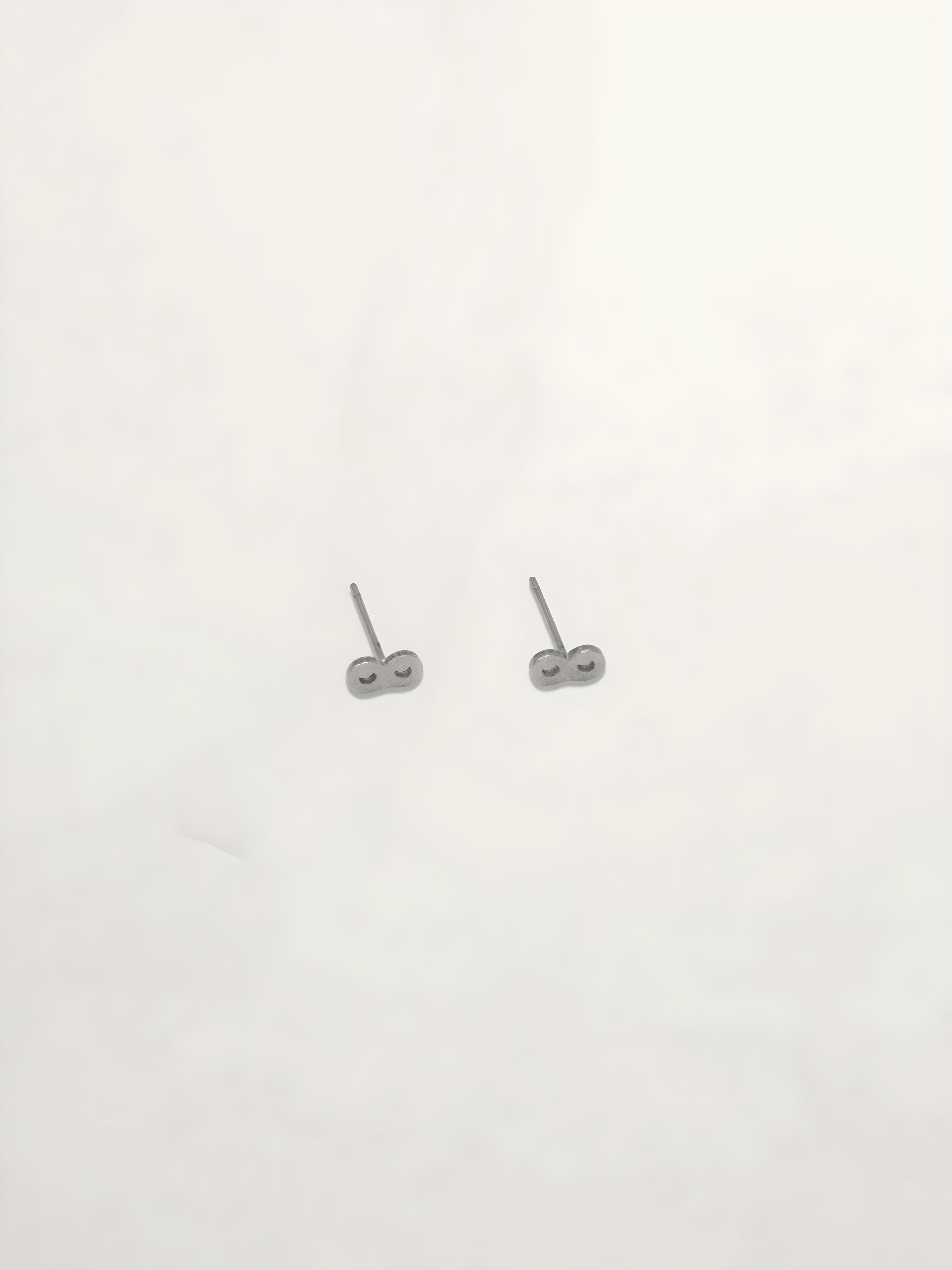PENDIENTES INFINITO PEQUEÑOS