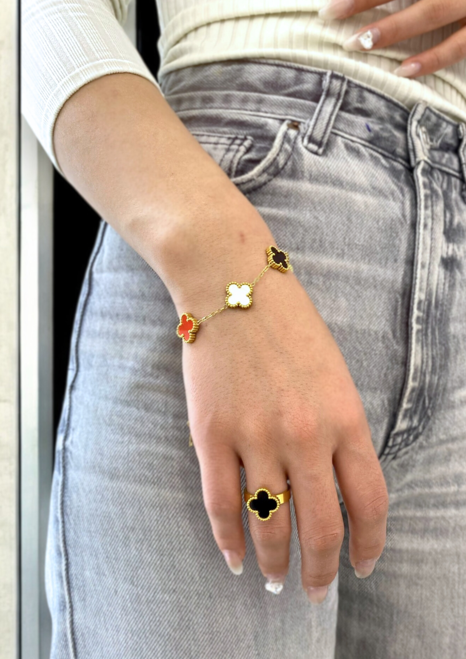 PULSERA TREBOL.