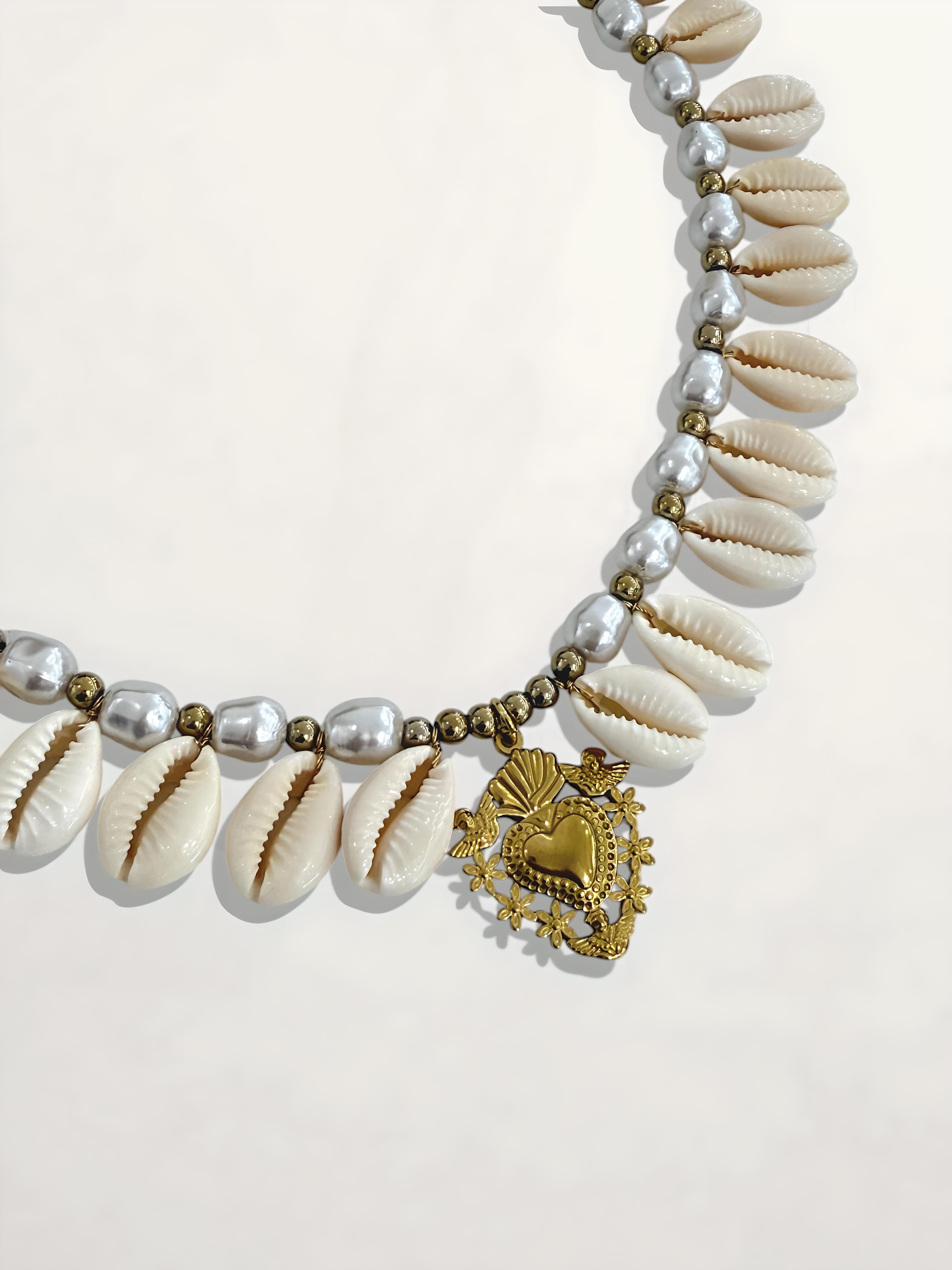 COLLAR CONCHAS